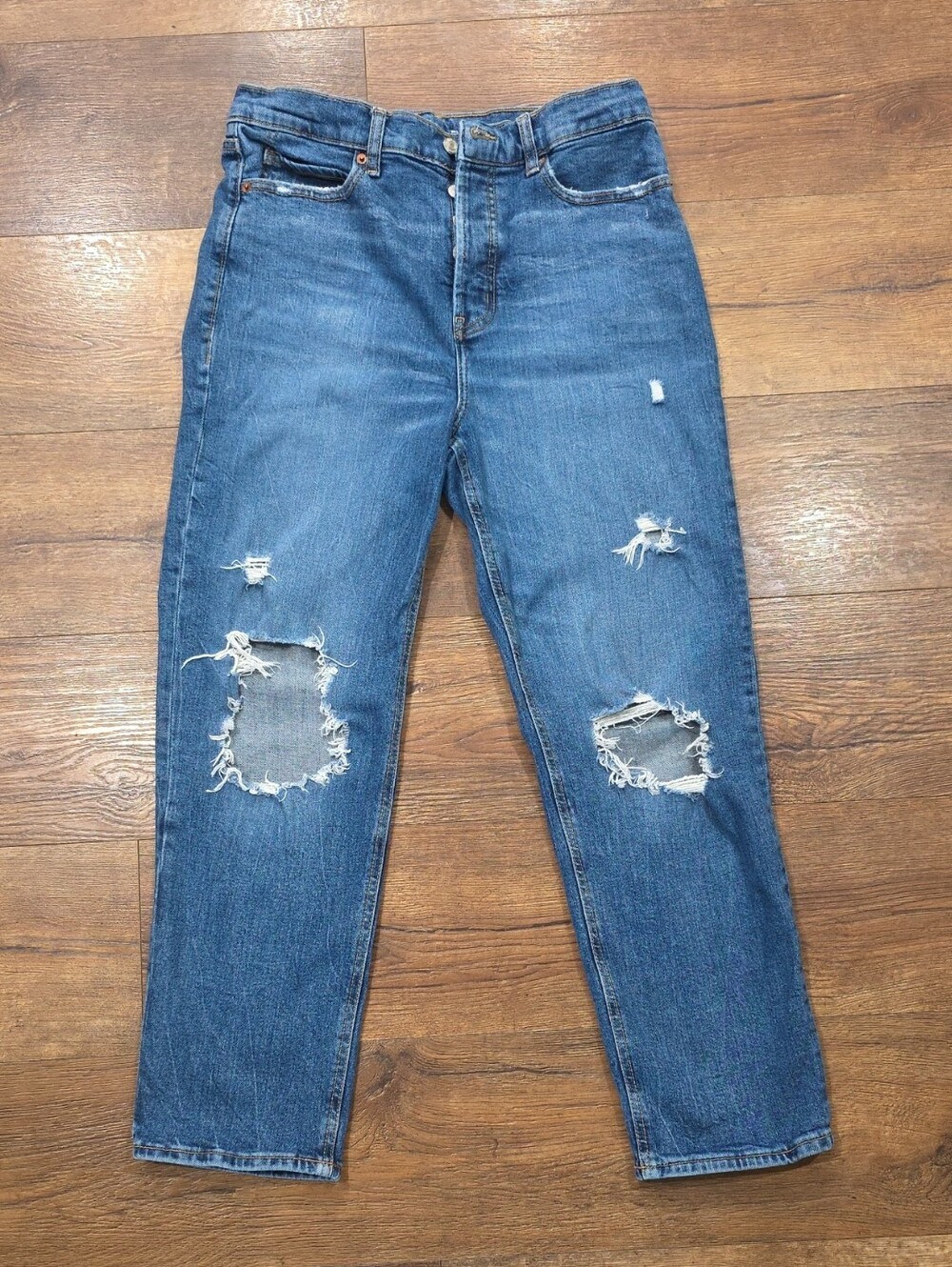 Old Navy High Rise Ankle Distressed Jeans